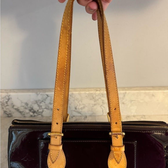 Louis Vuitton Vintage Amarate Vernis Monogram Rosewood Avenue Bag - Picture 3 of 13